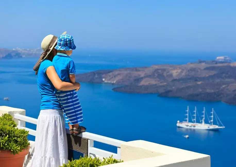 你好，2025！德宏移民管理警察这样拥抱你！